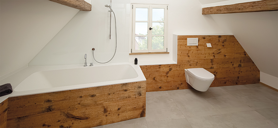 Wellness in a Historic Timber-Framed Bathroom